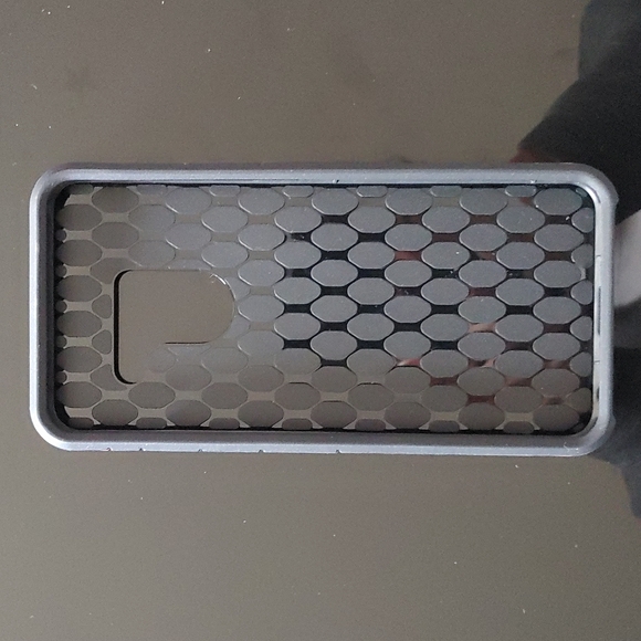 Black LG G8 ThinQ brand new double layer phone - Picture 3 of 5